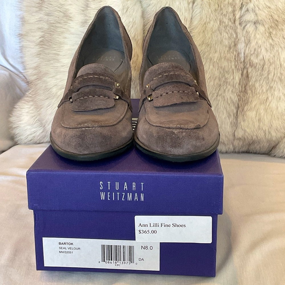 Stuart 8N, 8AA Seal Color Suede Loafers